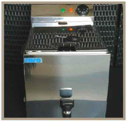 Friteuse d'une contenance de 8 litres disponible à la location